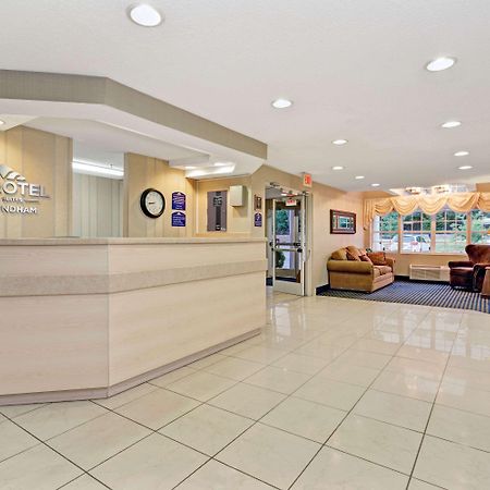Microtel Inn & Suites By Wyndham Florence/Cincinnati Airpo Екстериор снимка
