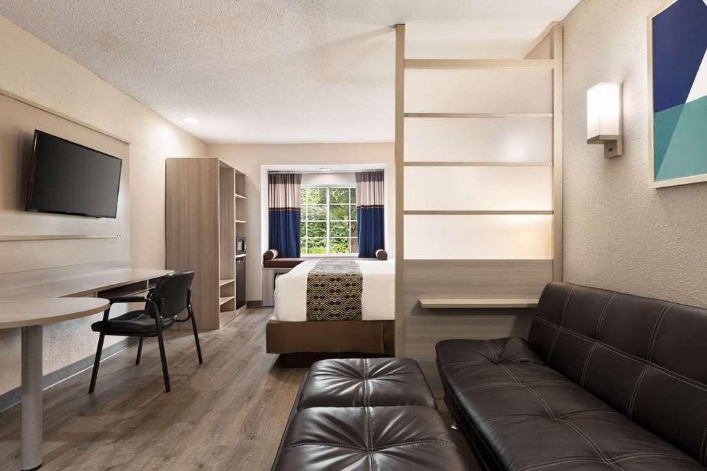 Microtel Inn & Suites By Wyndham Florence/Cincinnati Airpo Стая снимка