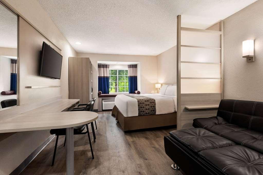 Microtel Inn & Suites By Wyndham Florence/Cincinnati Airpo Стая снимка