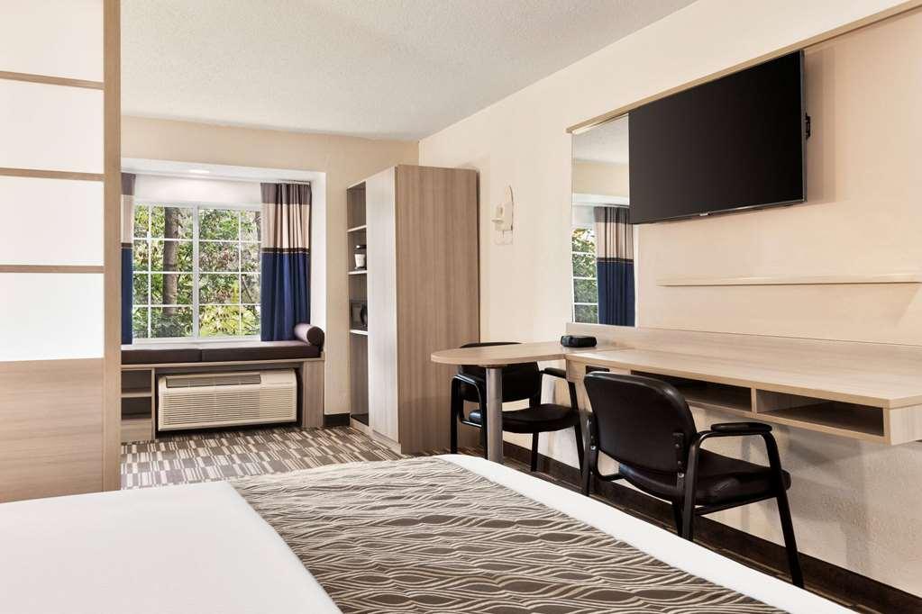 Microtel Inn & Suites By Wyndham Florence/Cincinnati Airpo Стая снимка